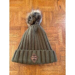 Dakine Pom Pom beanie